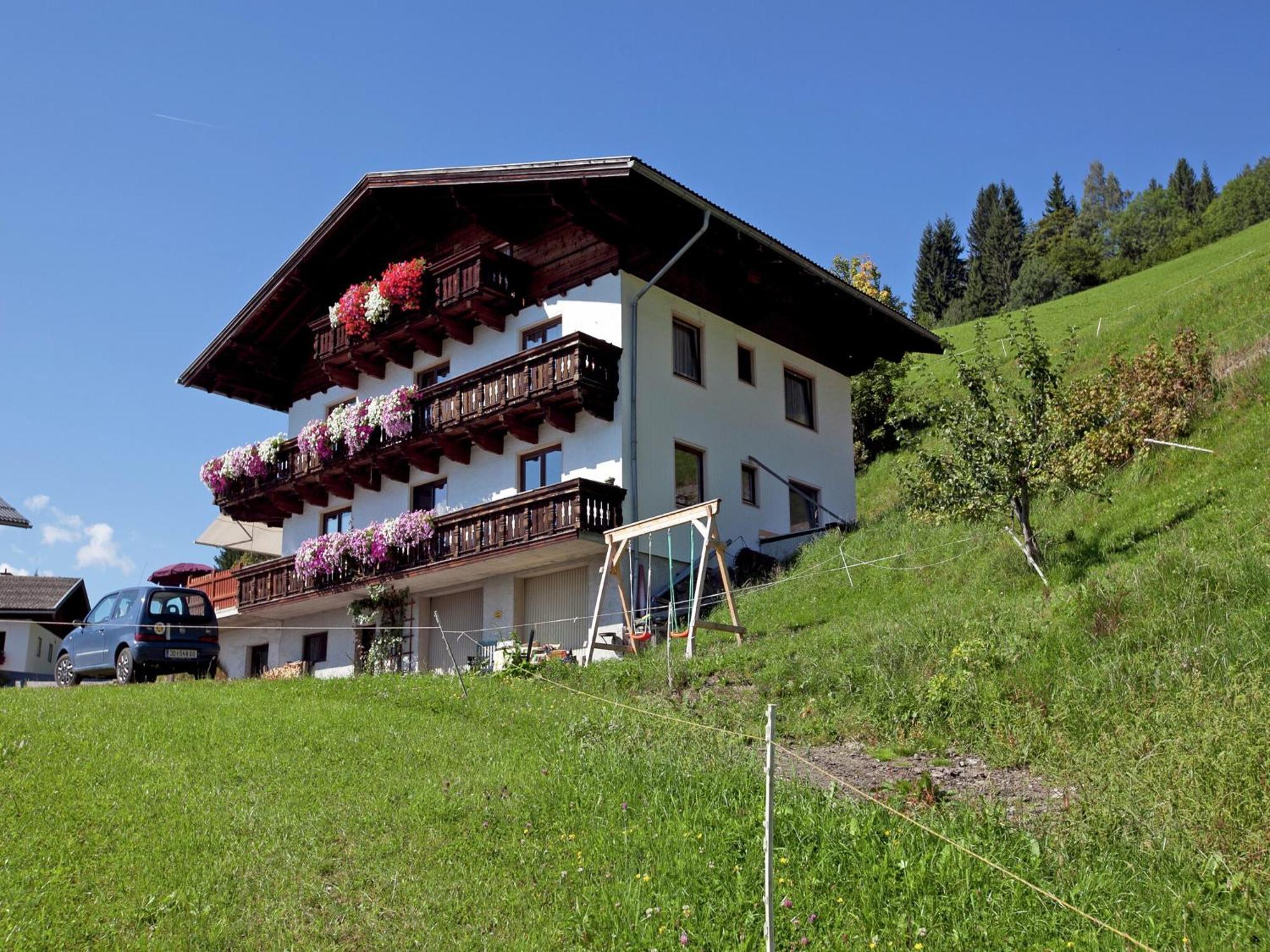Apartment In Sankt Johann Im Pongau Near Ski Area Wagrain Extérieur photo