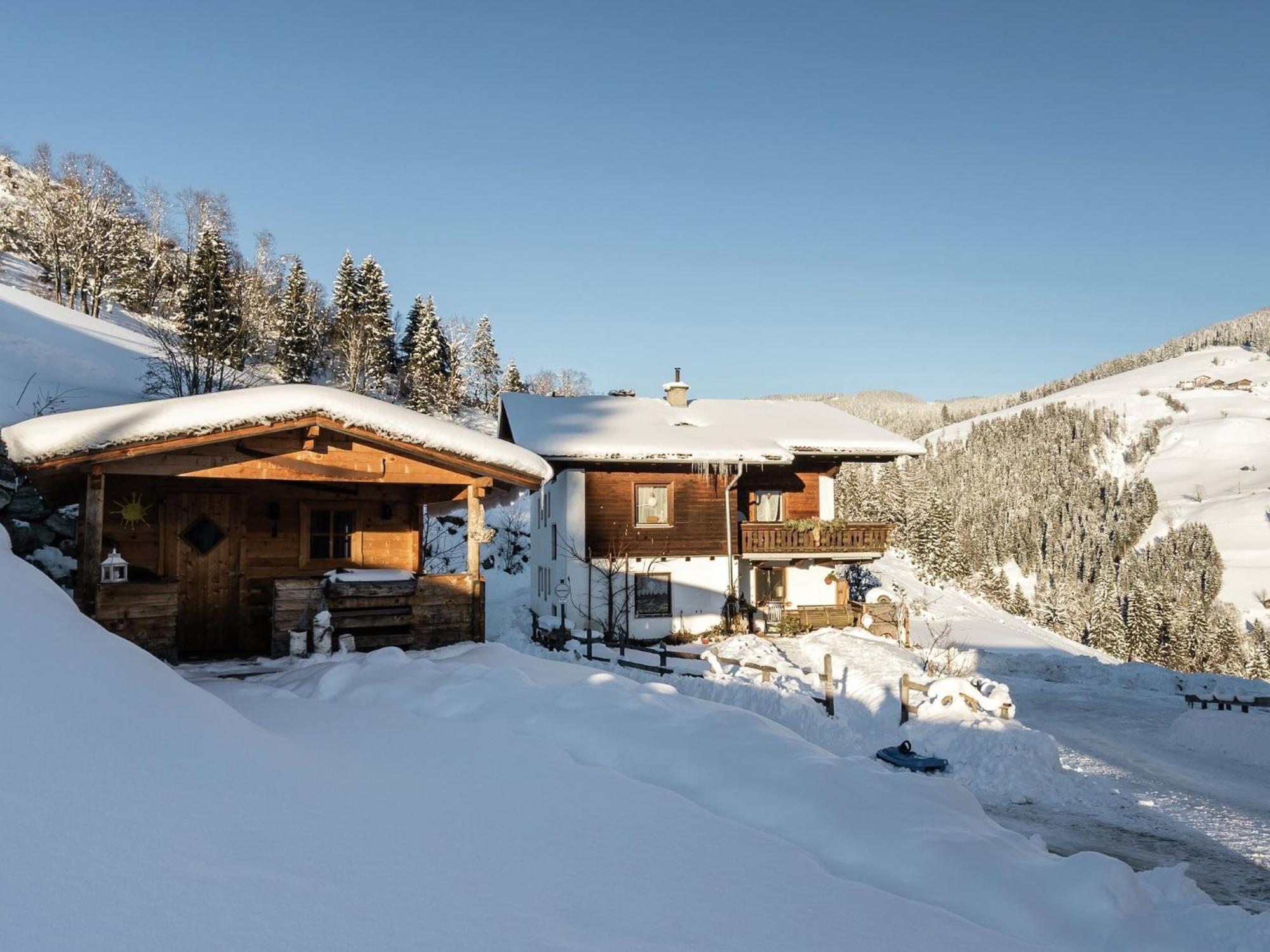 Apartment In Sankt Johann Im Pongau Near Ski Area Wagrain Extérieur photo