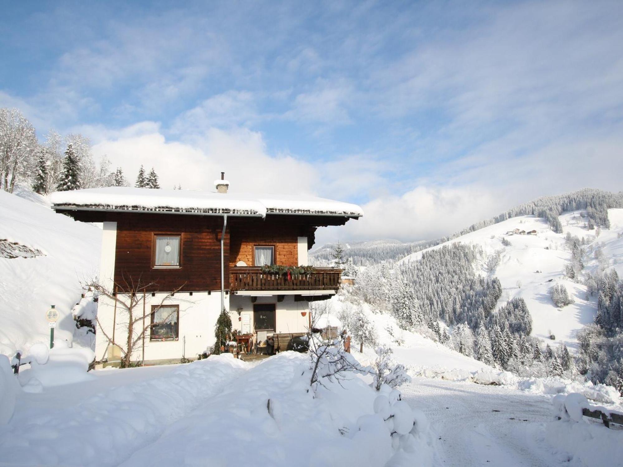 Apartment In Sankt Johann Im Pongau Near Ski Area Wagrain Extérieur photo