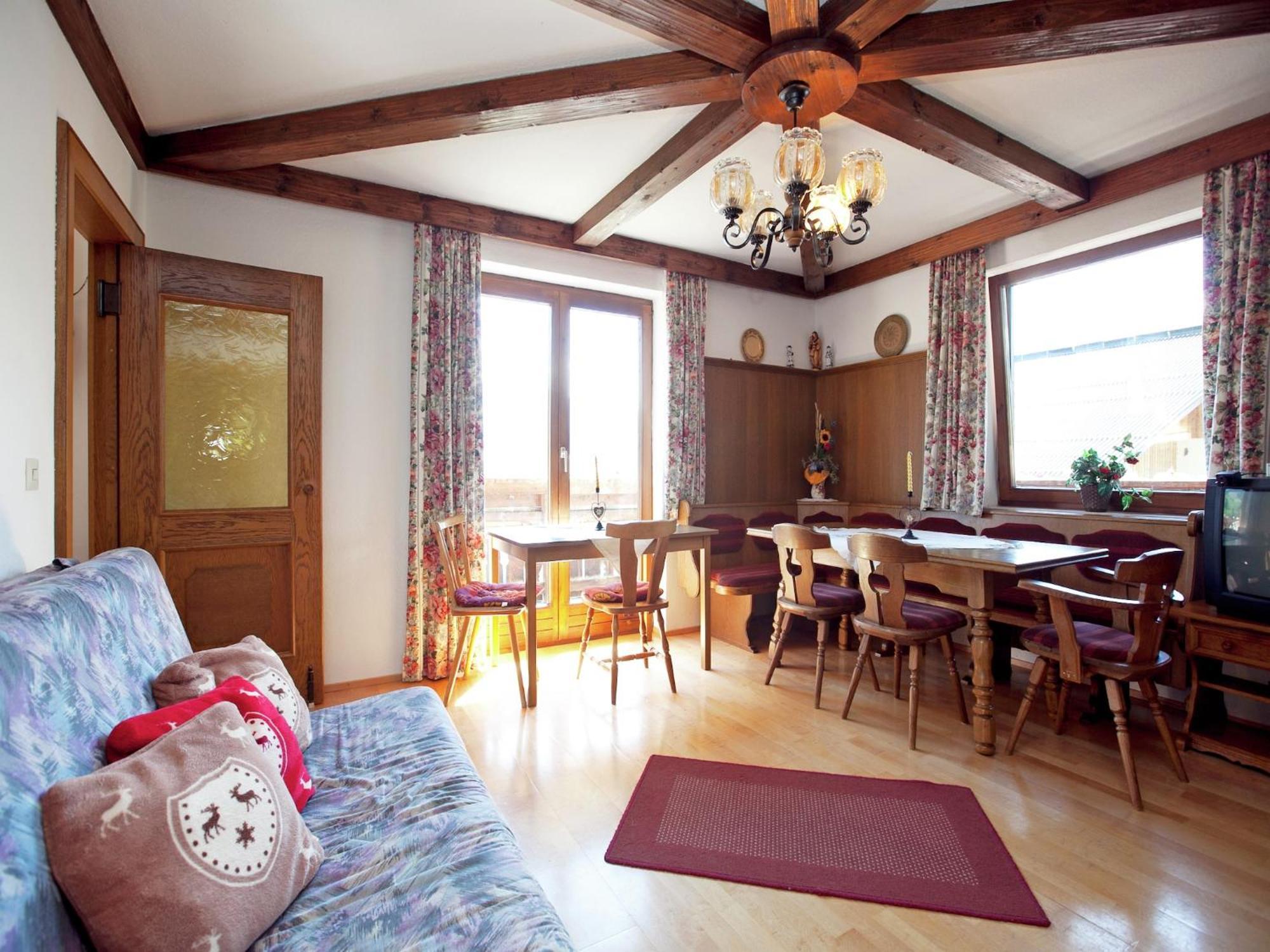 Apartment In Sankt Johann Im Pongau Near Ski Area Wagrain Extérieur photo
